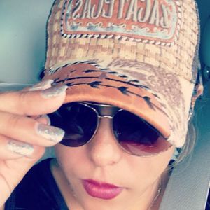 Meet your Posher, Rita